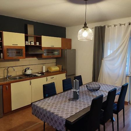Apartment Cengo Kaštela Екстериор снимка